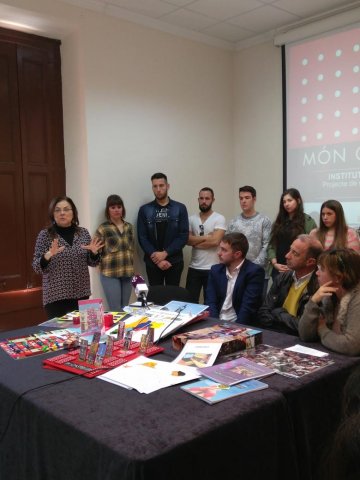 Tocant el cel amb la mà